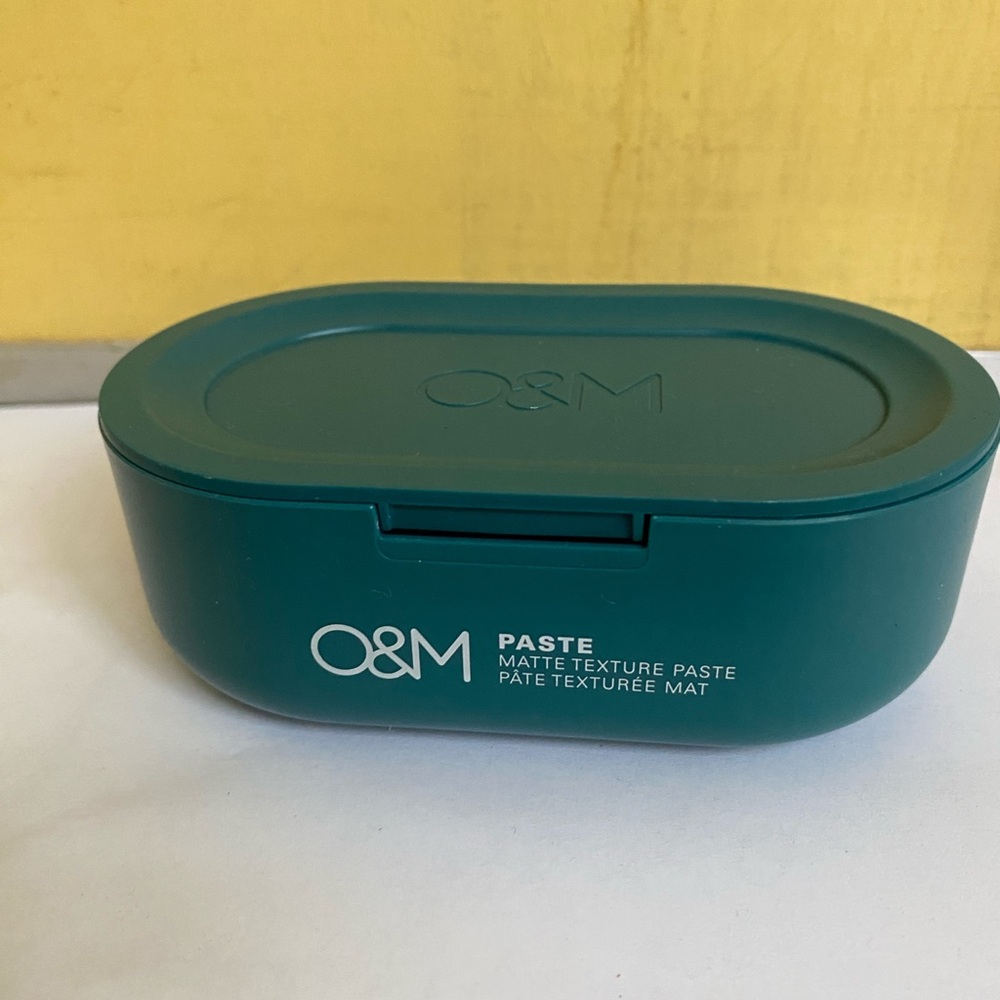 O&M Matte Texture Paste Brand New 3.5 Oz